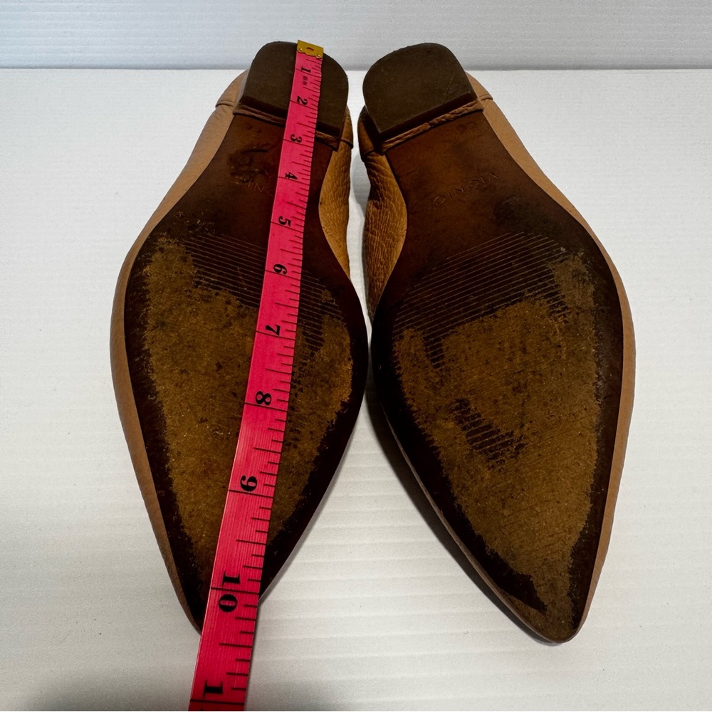 Vionic Noah Tan Leather Pointy Toes Flats Size 7.5 - Picture 16 of 16